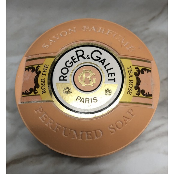 Roger & Gallet Other - Roger &‎ Gallet Vintage Tea Rose Bar Soap In case Rare